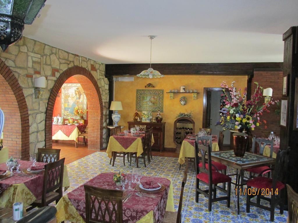 Agriturismo Reggia Saracena อากริเจนโต ภายนอก รูปภาพ