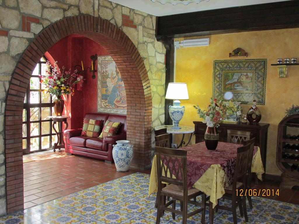 Agriturismo Reggia Saracena อากริเจนโต ภายนอก รูปภาพ