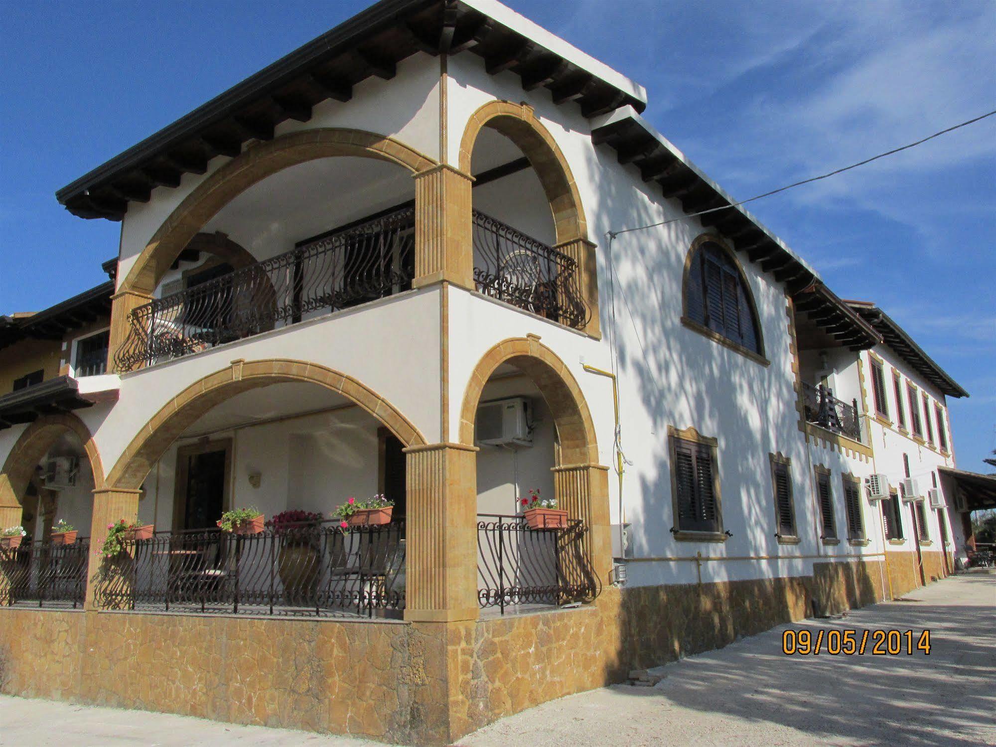 Agriturismo Reggia Saracena อากริเจนโต ภายนอก รูปภาพ