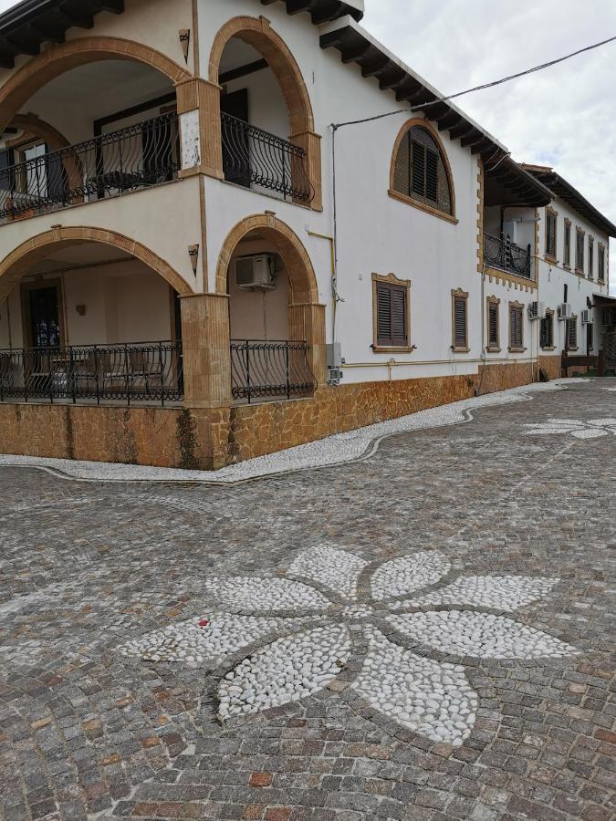 Agriturismo Reggia Saracena อากริเจนโต ภายนอก รูปภาพ